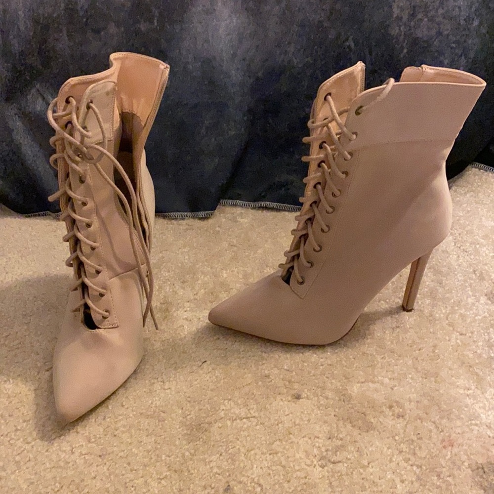 Forever 21 tan heel bootie